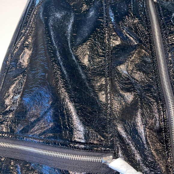 Forever 21 Leather zipper skirt - Picture 6 of 8